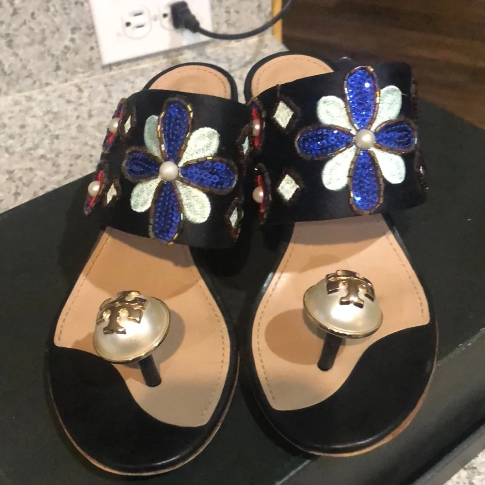 Tory Burch Estella Satin Bejeweled Pearl Block Sandal Sz 5 - Picture 2 of 16